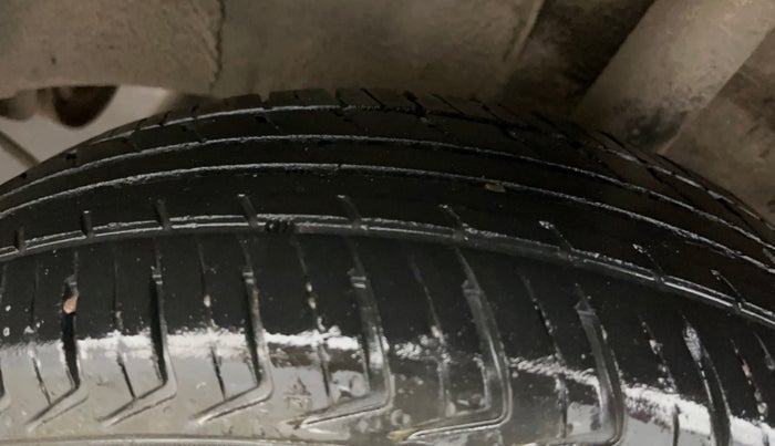 2018 Renault Kwid CLIMBER 1.0 AMT, Petrol, Automatic, 58,997 km, Left Rear Tyre Tread