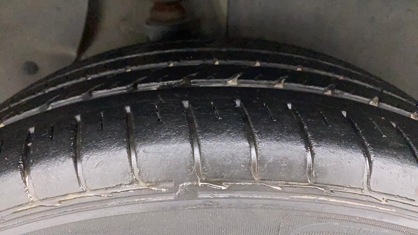 2016 Hyundai Creta SX PLUS AT 1.6 PETROL, Petrol, Automatic, 93,441 km, Right Rear Tyre Tread