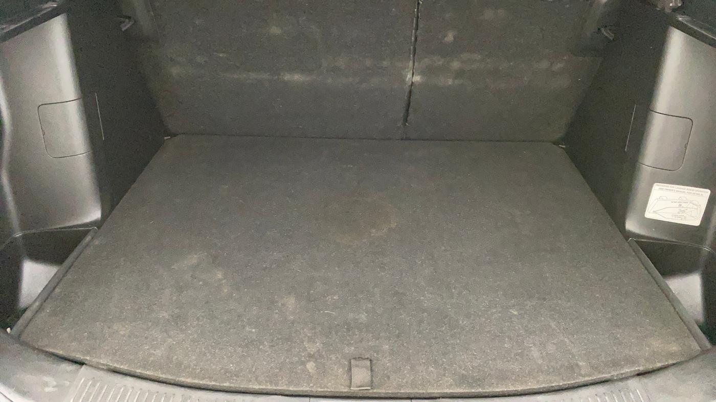 2015 Maruti S Cross ZETA 1.3, Diesel, Manual, 92,164 km, Boot Inside