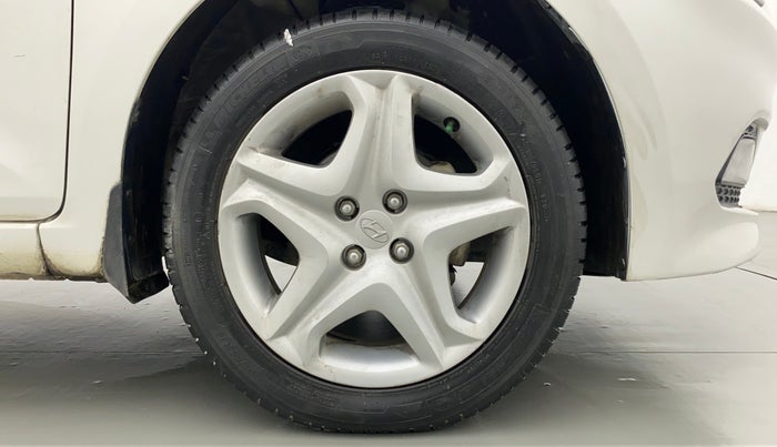 2017 Hyundai Elite i20 ASTA 1.2, Petrol, Manual, 58,632 km, Right Front Wheel