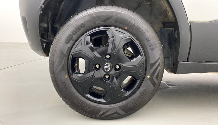 2021 Tata PUNCH ACCOMPLISHED MT, Petrol, Manual, 9,747 km, Right Rear Wheel