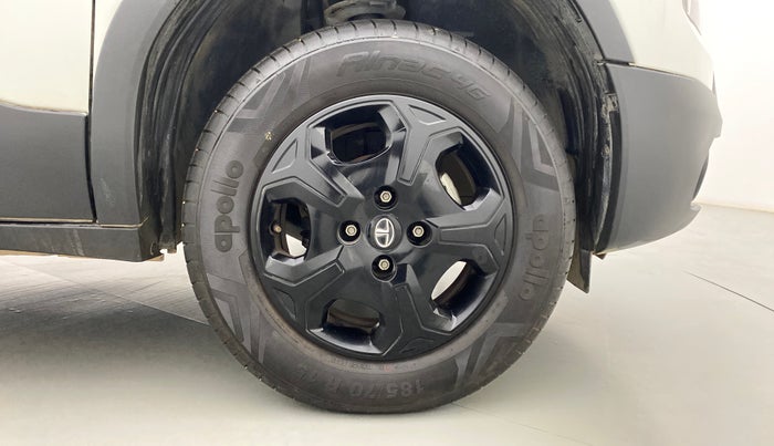 2021 Tata PUNCH ACCOMPLISHED MT, Petrol, Manual, 9,747 km, Right Front Wheel