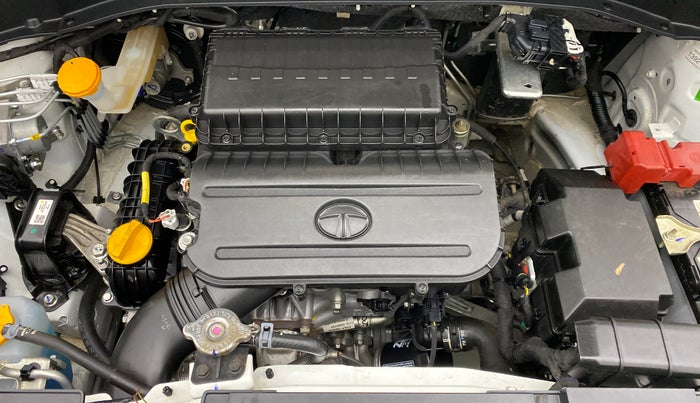 2021 Tata PUNCH ACCOMPLISHED MT, Petrol, Manual, 9,747 km, Open Bonet