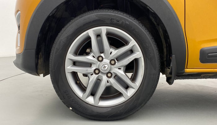 2020 Renault TRIBER RXZ AT, Petrol, Automatic, 9,313 km, Left Front Wheel