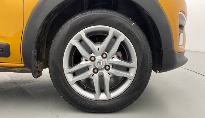 2020 Renault TRIBER RXZ AT, Petrol, Automatic, 9,313 km, Right Front Wheel