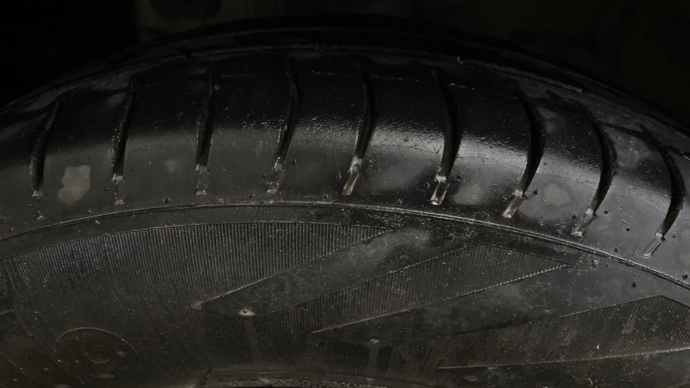 2016 Hyundai Elite i20 MAGNA 1.2, Petrol, Manual, 51,407 km, Left Front Tyre Tread