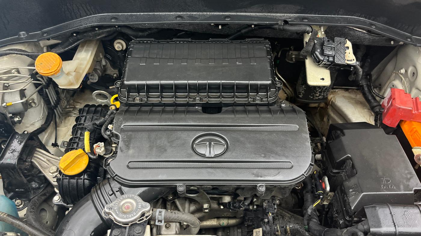 2021 Tata PUNCH ADVENTURE MT, Petrol, Manual, 65,667 km, Engine View