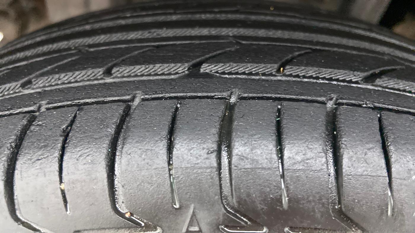 2012 Maruti Zen Estilo VXI, Petrol, Manual, 54,507 km, Right Rear Tyre Tread