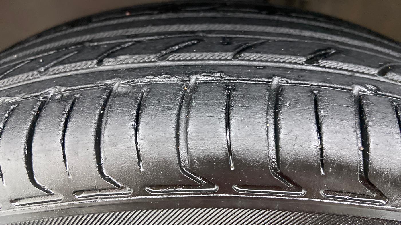 2012 Maruti Zen Estilo VXI, Petrol, Manual, 54,507 km, Left Front Tyre Tread