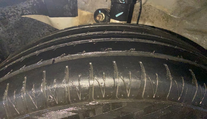 2020 Honda Amaze 1.2L I-VTEC V, Petrol, Manual, 74,985 km, Left Front Tyre Tread