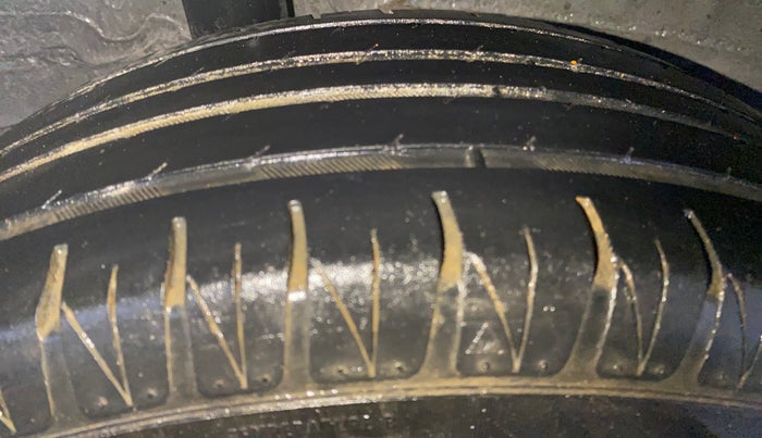 2020 Honda Amaze 1.2L I-VTEC V, Petrol, Manual, 74,985 km, Right Rear Tyre Tread