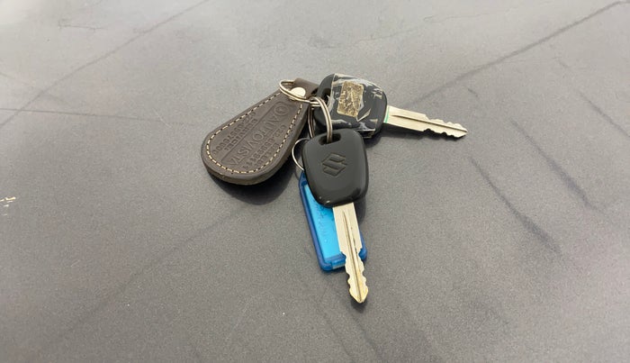 2015 Maruti Alto K10 VXI AMT, Petrol, Automatic, 30,130 km, Key Close Up