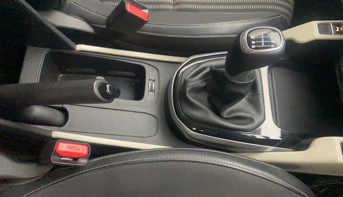 2022 KIA CARENS PRESTIGE PLUS 1.5 DIESEL 7 STR, Diesel, Manual, 38,893 km, Gear Lever