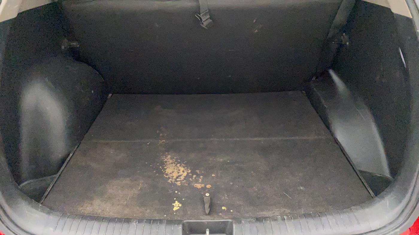 2017 Hyundai Creta E PLUS 1.6 PETROL, Petrol, Manual, 93,639 km, Boot Inside