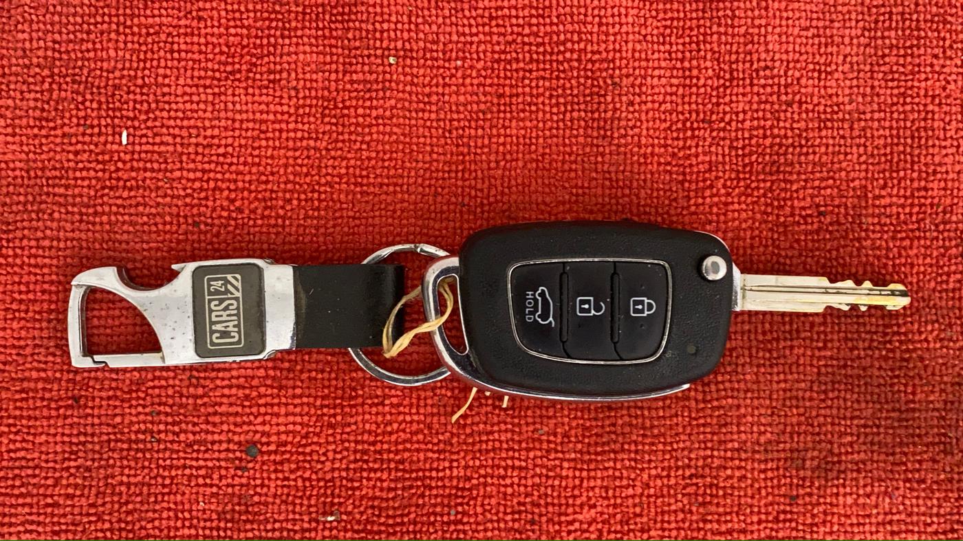 2017 Hyundai Creta E PLUS 1.6 PETROL, Petrol, Manual, 93,639 km, Key Close Up