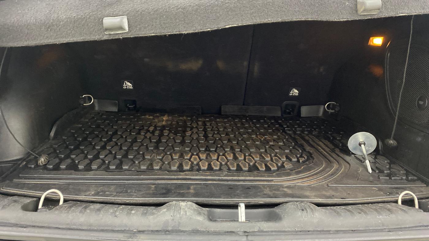 2022 Jeep Compass MODEL S (O) 2.0 DIESEL, Diesel, Manual, 75,805 km, Boot Inside