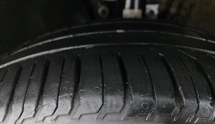 2015 Volkswagen Polo GT TDI, Diesel, Manual, 79,991 km, Left Front Tyre Tread