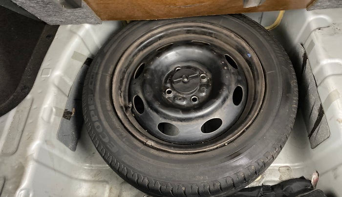 2015 Tata Zest XMS PETROL, Petrol, Manual, 70,846 km, Spare Tyre