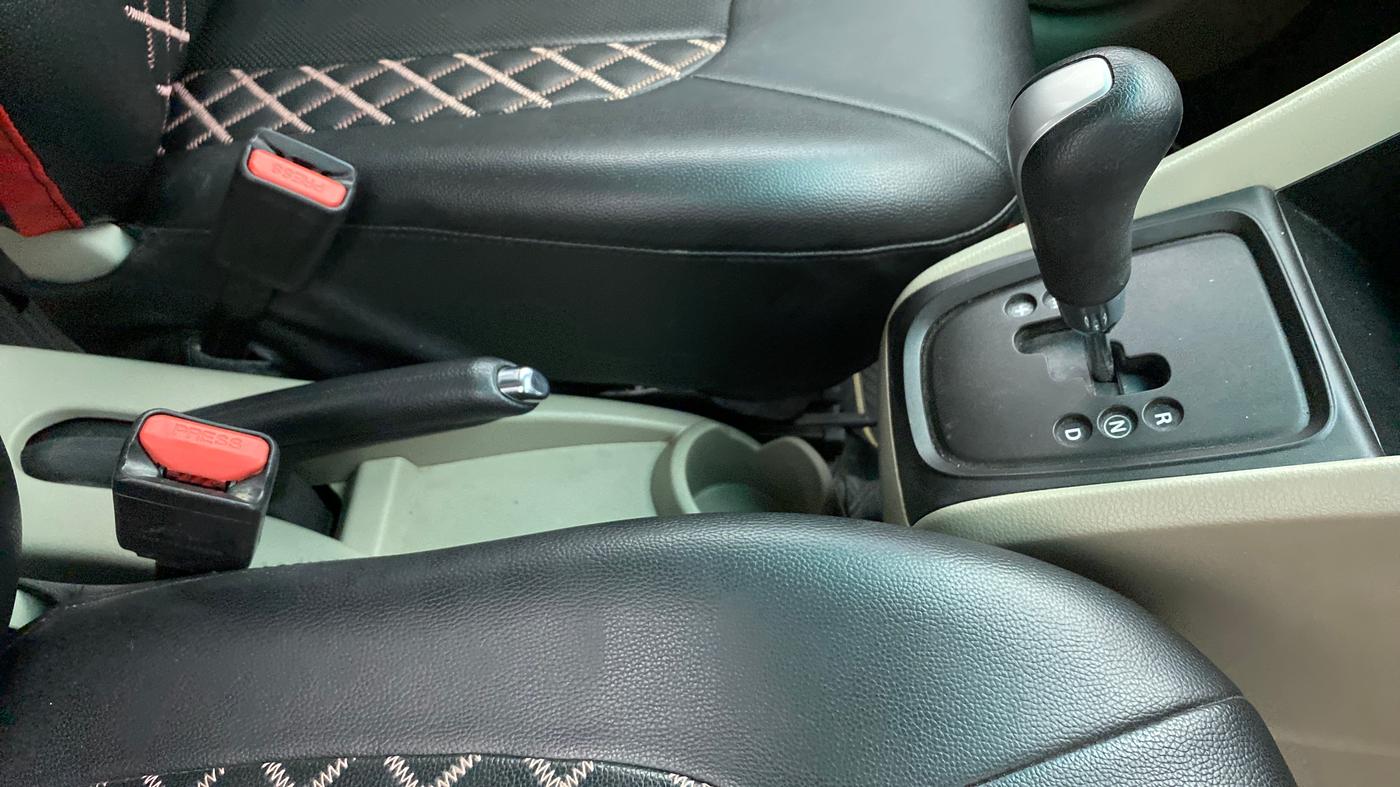 2017 Maruti Celerio ZXI AMT, CNG, Automatic, 72,308 km, Gear Lever