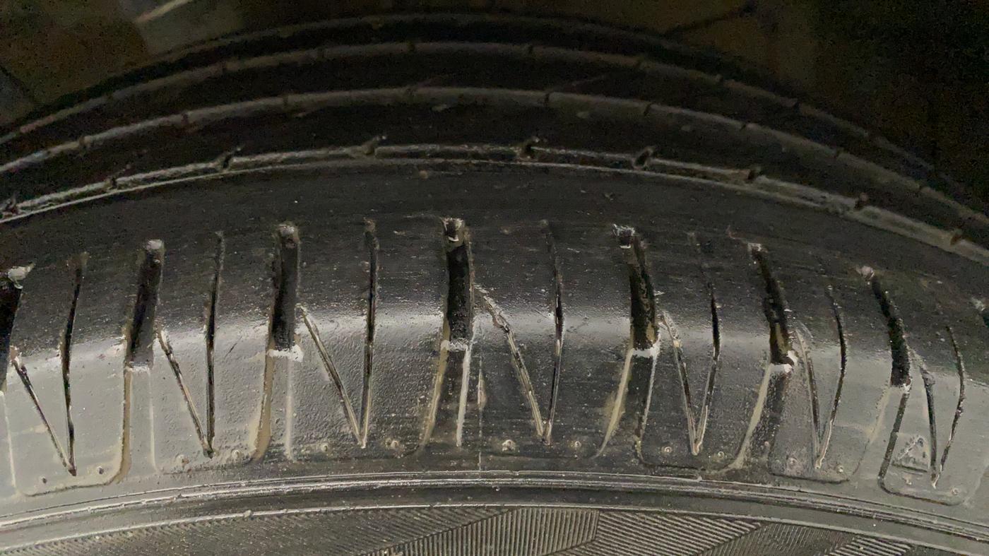 2021 Toyota URBAN CRUISER PREMIUM GRADE AT, Petrol, Automatic, 38,935 km, Left Front Tyre Tread