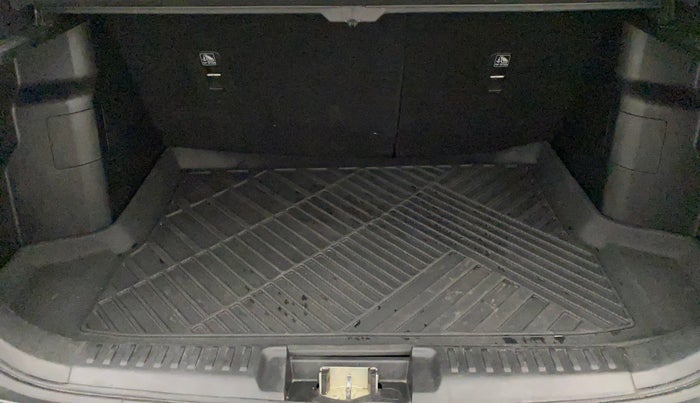 2021 Toyota URBAN CRUISER PREMIUM GRADE AT, Petrol, Automatic, 38,935 km, Boot Inside