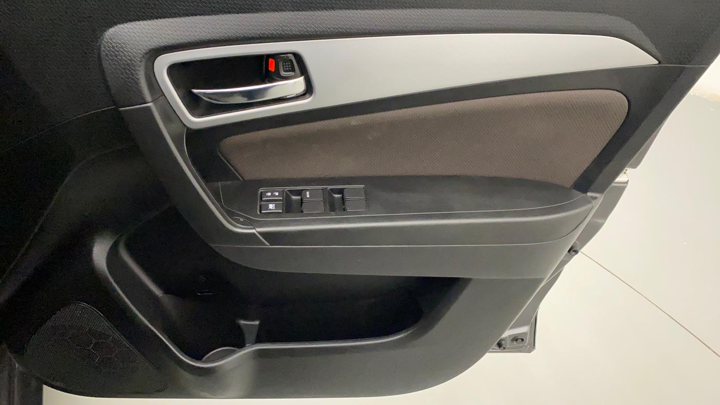 2021 Toyota URBAN CRUISER PREMIUM GRADE AT, Petrol, Automatic, 38,935 km, Driver Side Door Panels Control