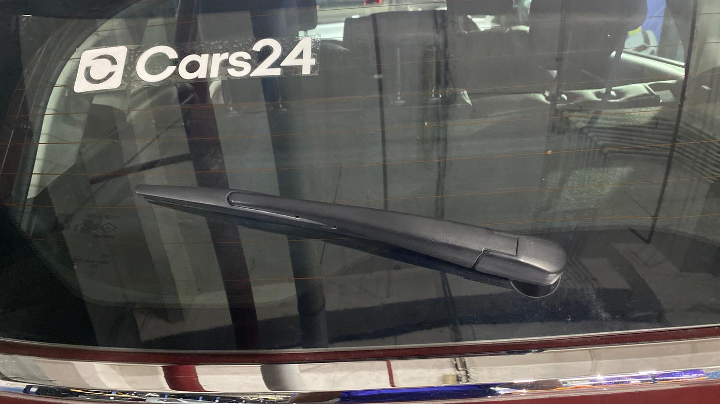 2024 Maruti Grand Vitara ZETA SMART HYBRID, Petrol, Manual, 31,595 km, Rear Wiper