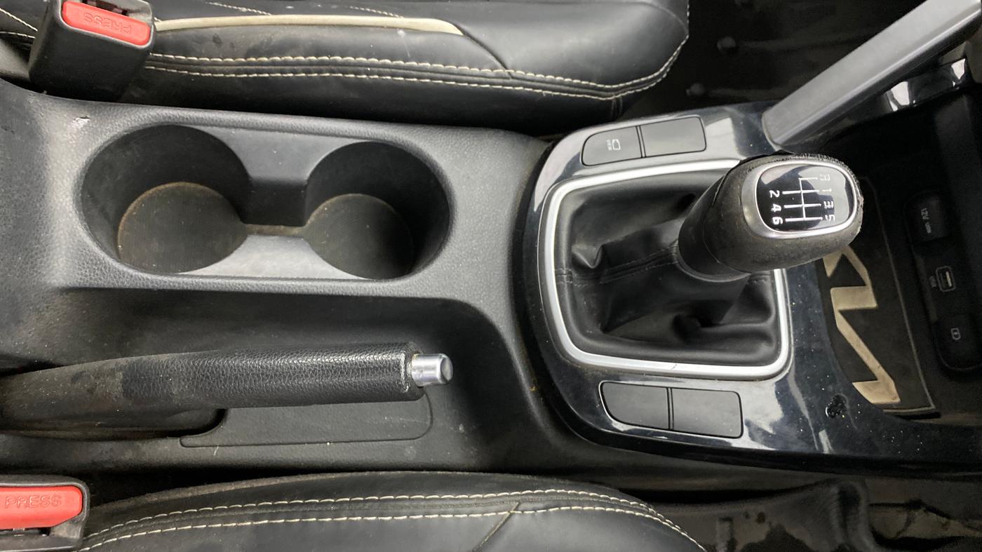 2021 KIA SELTOS HTX 1.5 PETROL, Petrol, Manual, 83,158 km, Gear Lever