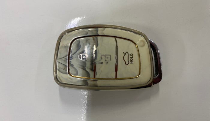 2016 Hyundai Elite i20 SPORTZ 1.2, Petrol, Manual, 76,874 km, Key Close Up