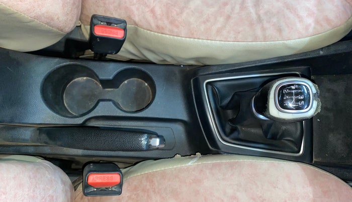 2016 Hyundai Elite i20 SPORTZ 1.2, Petrol, Manual, 76,874 km, Gear Lever