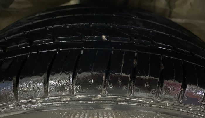 2016 Hyundai Elite i20 SPORTZ 1.2, Petrol, Manual, 76,874 km, Right Rear Tyre Tread