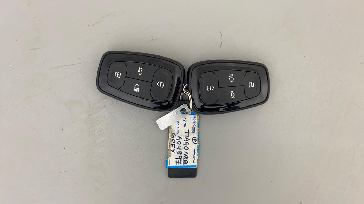 2024 Tata TIAGO NRG XZ AMT, Petrol, Automatic, 12,029 km, Key Close Up