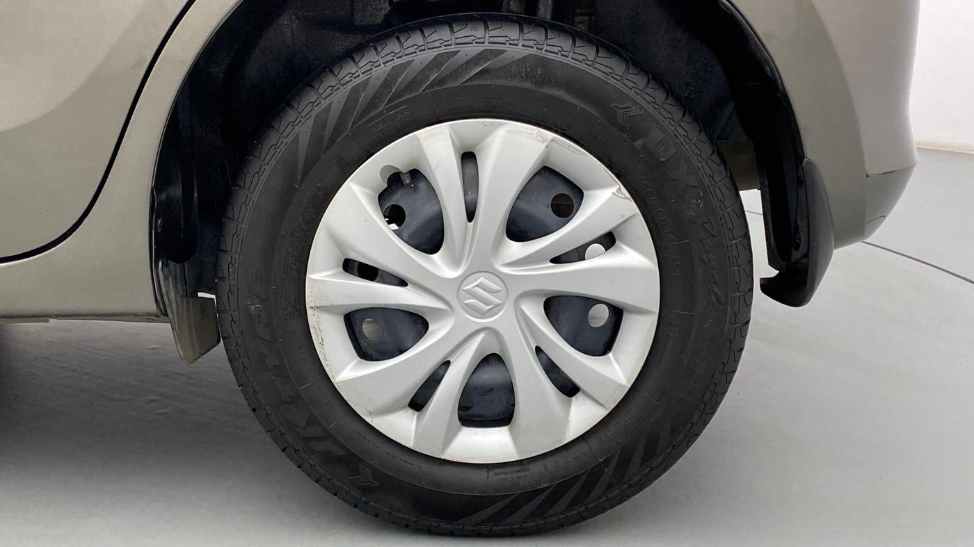 2020 Maruti Swift VXI, Petrol, Manual, 26,353 km, Left Rear Wheel