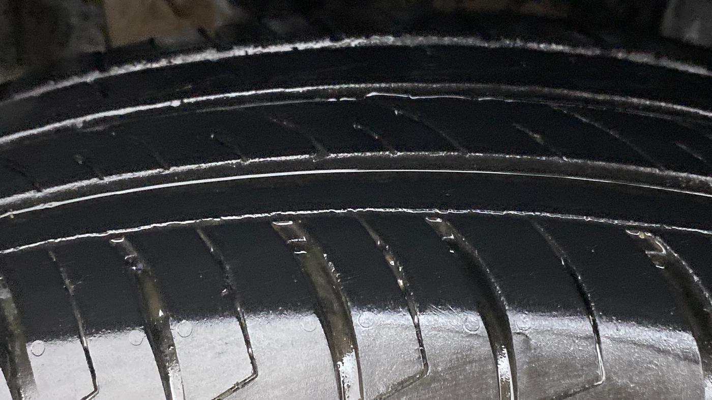 2020 Maruti Swift VXI, Petrol, Manual, 26,353 km, Right Rear Tyre Tread