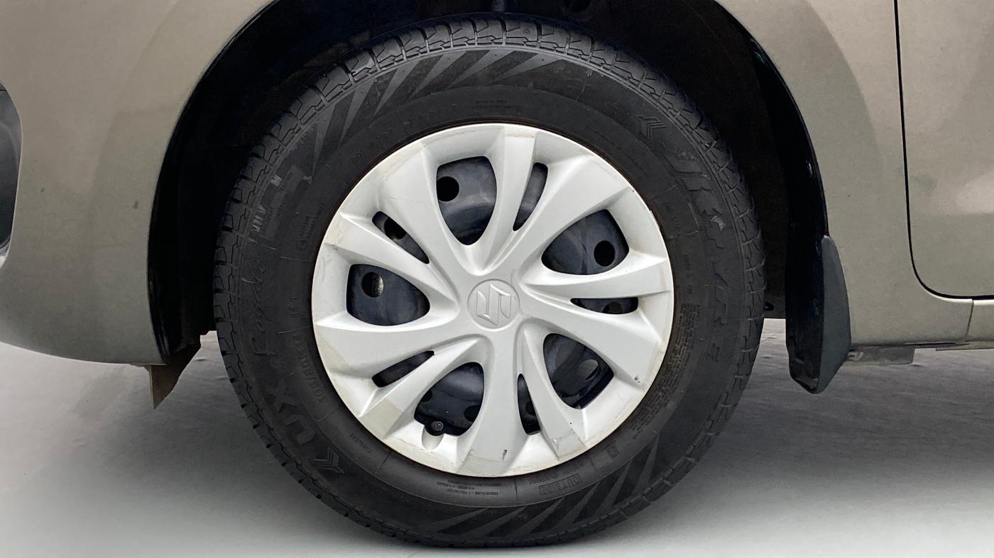 2020 Maruti Swift VXI, Petrol, Manual, 26,353 km, Left Front Wheel