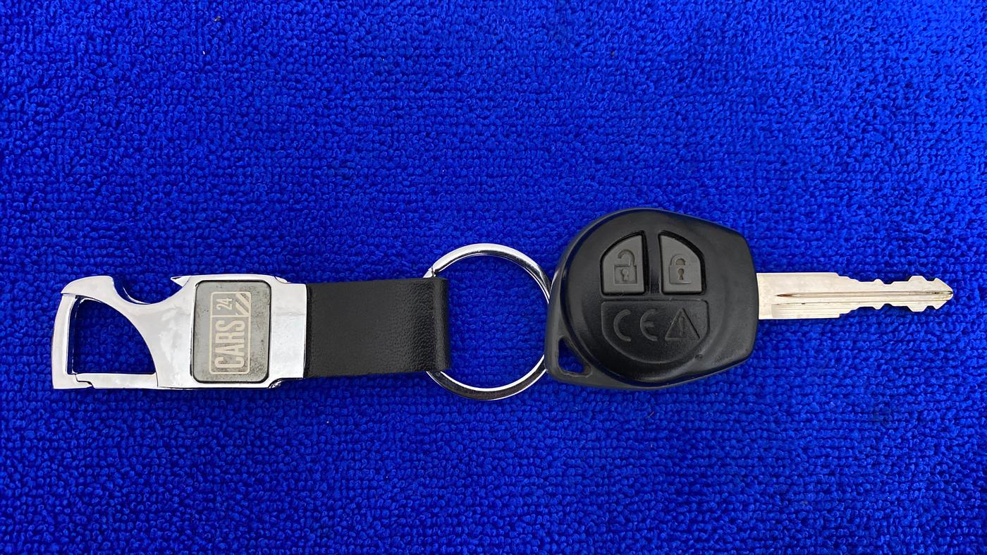 2020 Maruti Swift VXI, Petrol, Manual, 26,353 km, Key Close Up