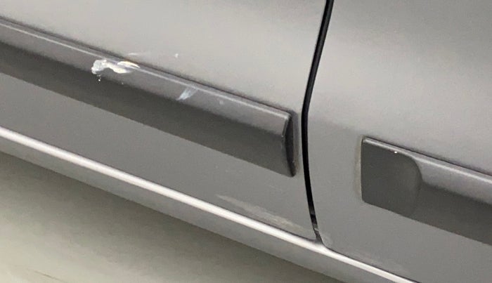 2016 Maruti Wagon R 1.0 VXI OPT, Petrol, Manual, 41,411 km, Front passenger door - Slightly dented
