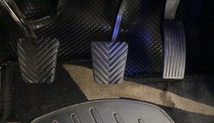 2022 Hyundai NEW I20 ASTA (O) 1.2 MT, Petrol, Manual, 55,268 km, Pedals