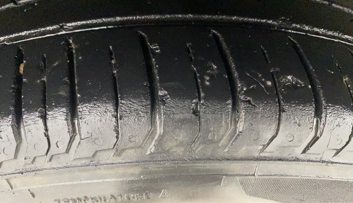 2022 Hyundai NEW I20 ASTA (O) 1.2 MT, Petrol, Manual, 55,268 km, Right Rear Tyre Tread