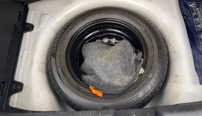 2022 Hyundai NEW I20 ASTA (O) 1.2 MT, Petrol, Manual, 55,268 km, Spare Tyre