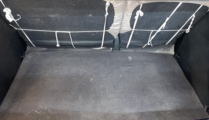 2016 Hyundai Elite i20 ASTA 1.2 (O), Petrol, Manual, 57,753 km, Boot Inside