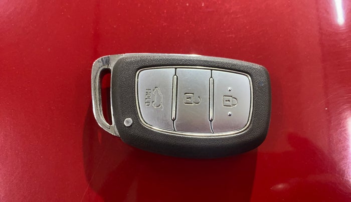 2016 Hyundai Elite i20 ASTA 1.2 (O), Petrol, Manual, 57,753 km, Key Close Up