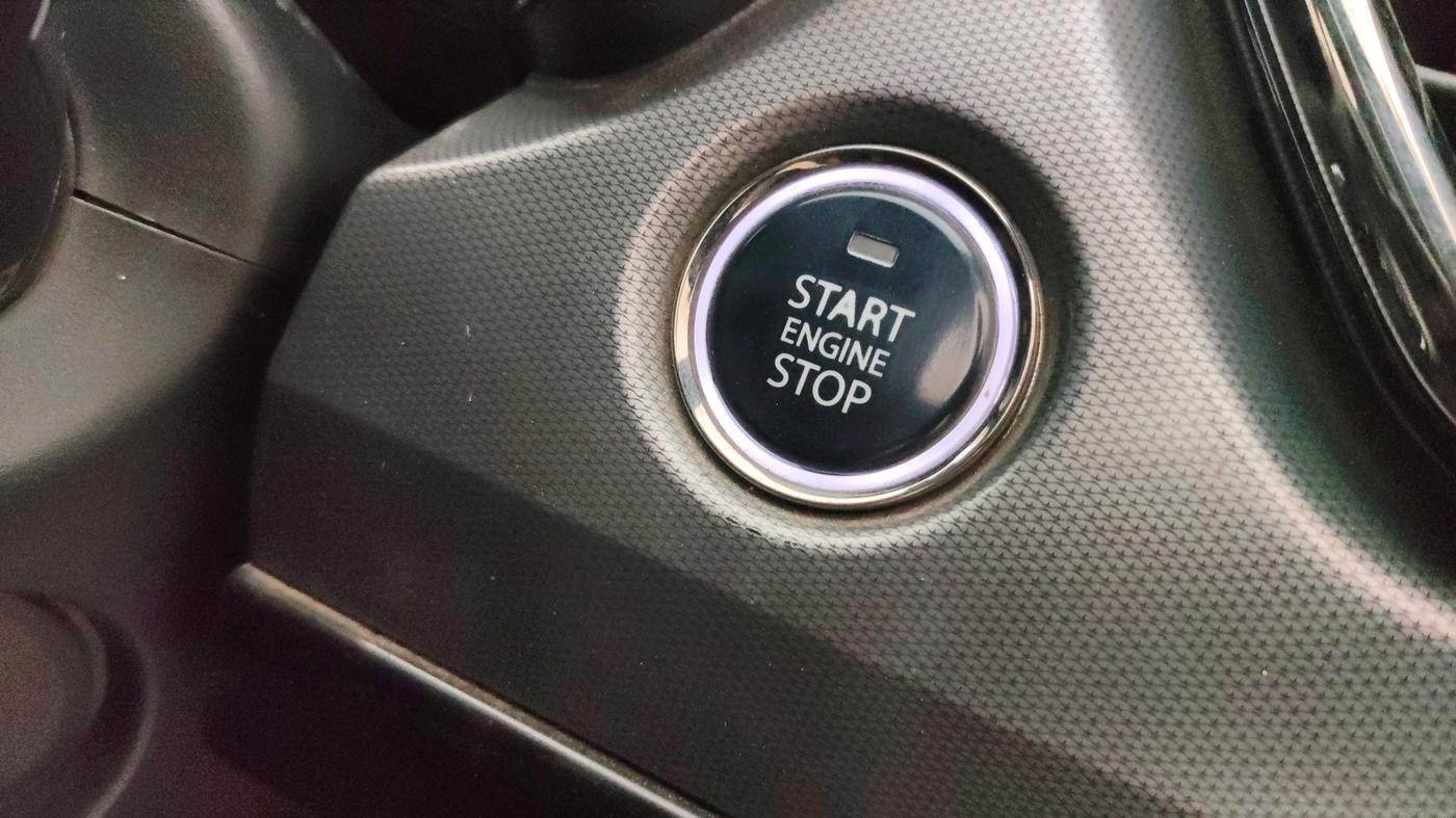 2022 Tata Safari XZA PLUS, Diesel, Automatic, 52,660 km, Keyless Start/ Stop Button