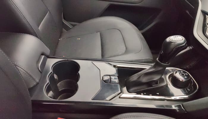 2022 Tata Safari XZA PLUS, Diesel, Automatic, 52,660 km, Gear Lever