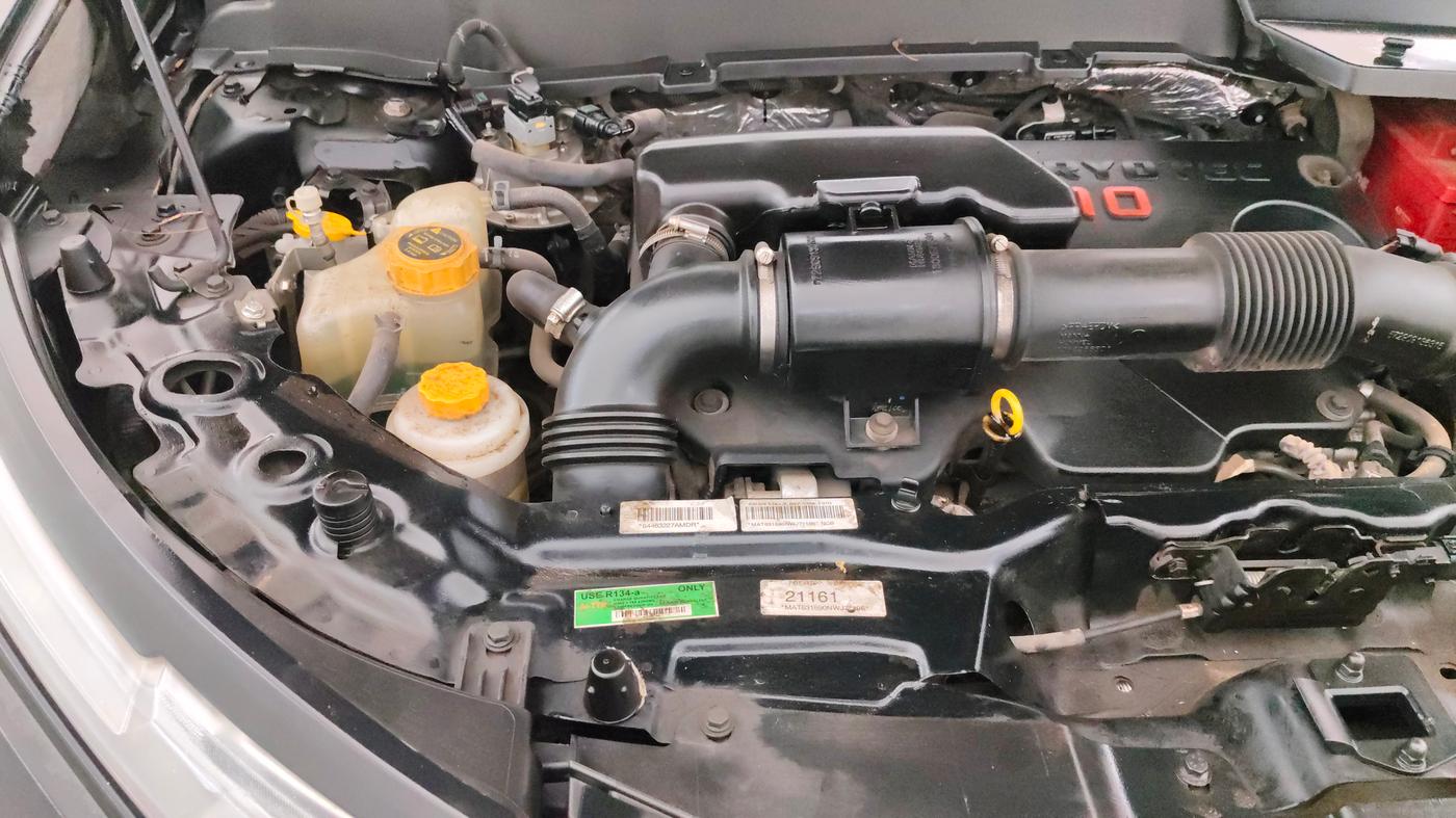 2022 Tata Safari XZA PLUS, Diesel, Automatic, 52,660 km, Engine View - Right