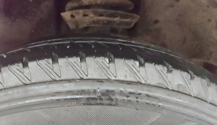 2022 Tata Safari XZA PLUS, Diesel, Automatic, 52,660 km, Right Front Tyre Tread