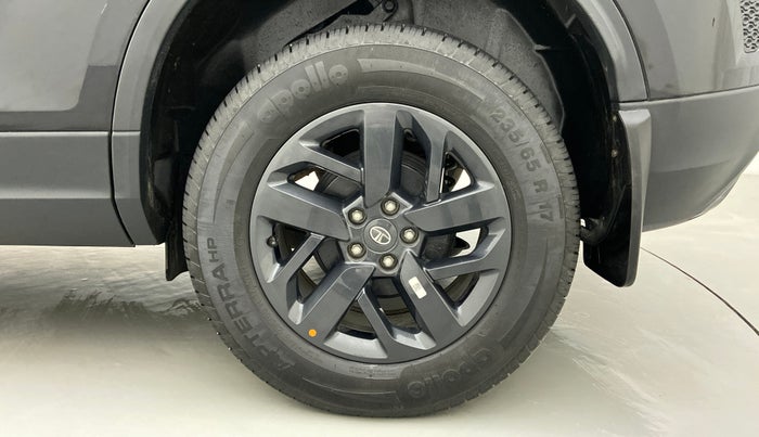 2021 Tata Harrier XT+ Dark Edition, Diesel, Manual, 5,396 km, Left Rear Wheel