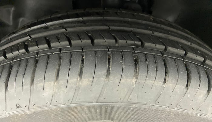 2021 Tata Harrier XT+ Dark Edition, Diesel, Manual, 5,396 km, Left Front Tyre Tread