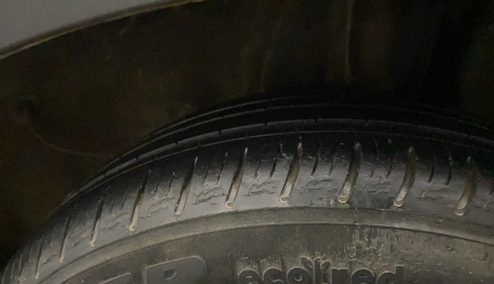 2021 KIA SONET HTX 1.0 IMT, Petrol, Manual, 30,923 km, Left Rear Tyre Tread