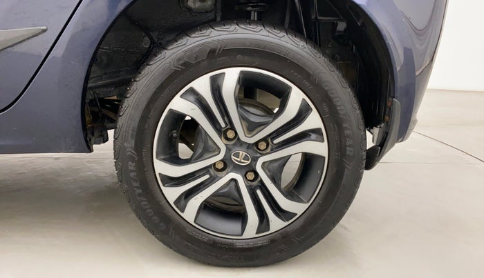 2022 Tata Tiago XZ+ CNG 1.2 RTN, CNG, Manual, 30,399 km, Left Rear Wheel